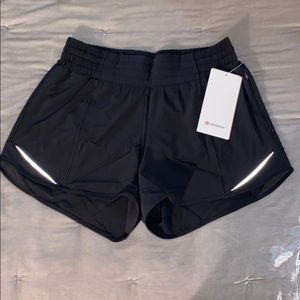 Lululemon Hotty Hot 4” High Rise Shorts